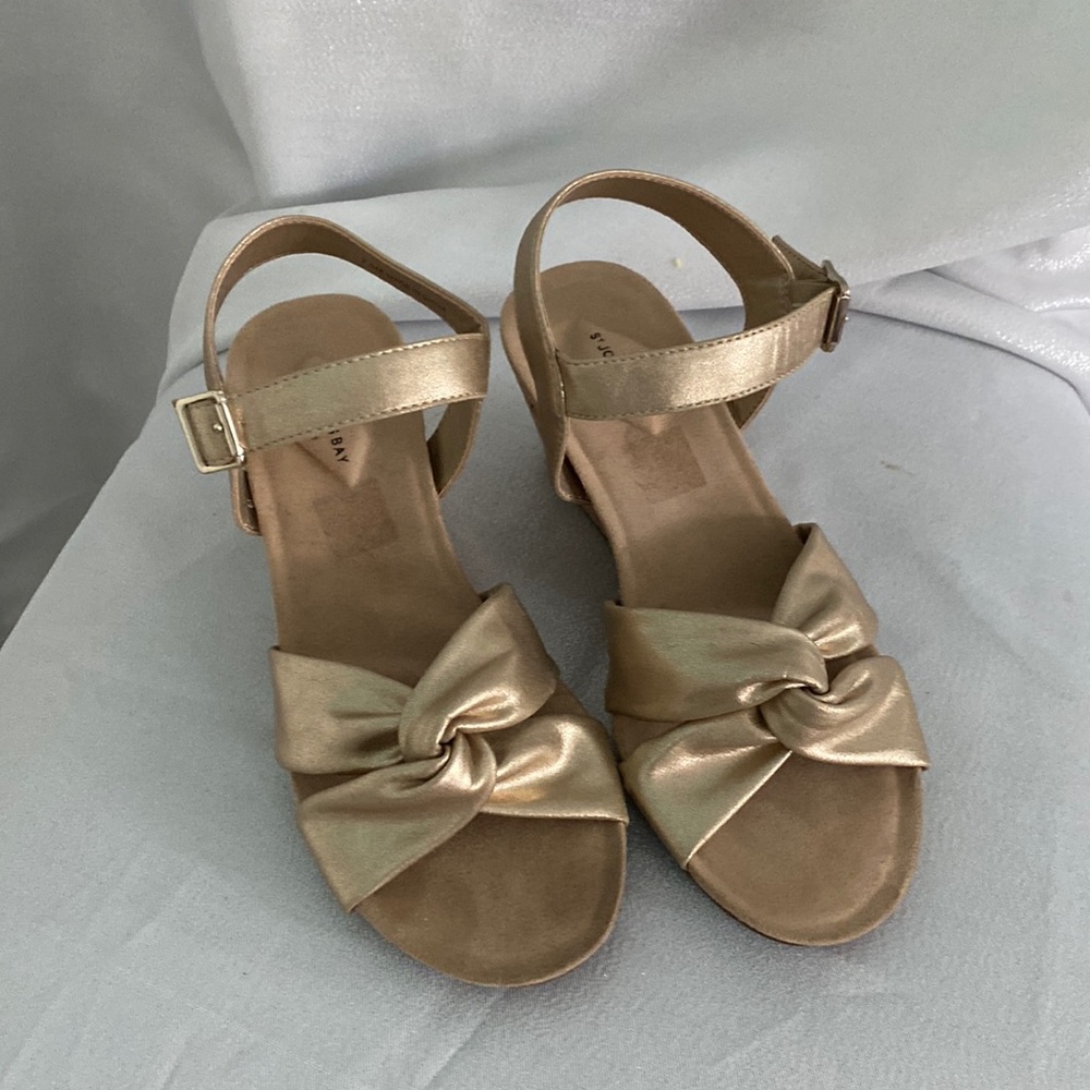 Sandals, gold, wedge